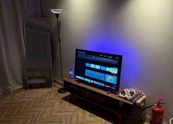 استديو بسرير ماستر وجلسة جانبية