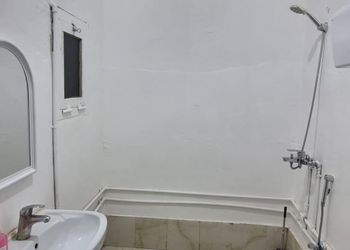 شقة بغرفتين نوم وأثاث هادئ