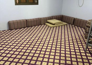 استراحة بجلسة خارجية ومسبح خارجي
