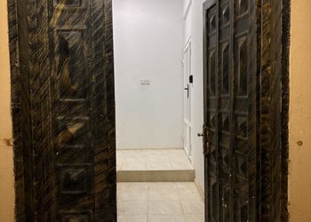 استديو بسرير ماستر وجلسة 
