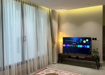 استديو استديو بسرير ماستر 