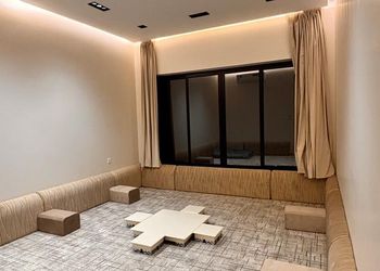 فيلا فندقية بقسمين و مسبح خارجي