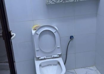 شقة بغرفتين نوم وأثاث هادئ