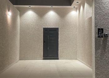 استديو انيق بكراج سيارة