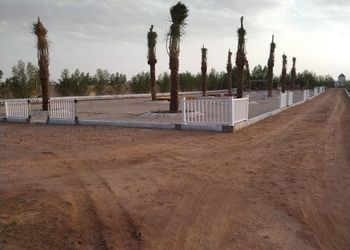 مزرعة بمناظر خلابة وجلسة خارجية 