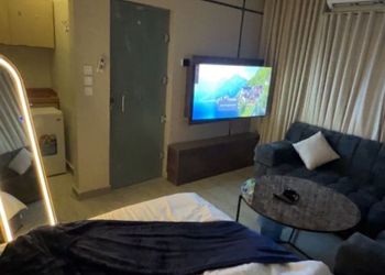 استديو بسرير ماستر ودخول ذاتي