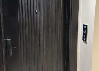 شقة ببروجكتر وغرفة ماستر 