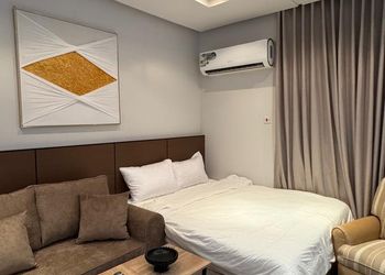 استديو بدخول ذاتي وسرير مريح 
