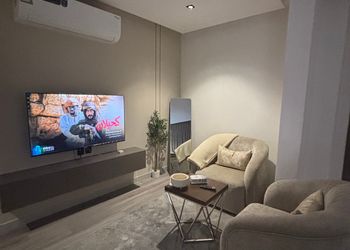 استديو بدخول ذاتي وسرير مريح 