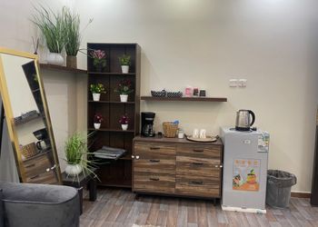 استديو هادئ بدخول ذاتي 