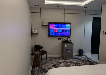 استديو بسرير ماستر ودخول ذاتي