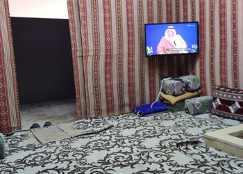 شالية بصاله تطل على المسبح