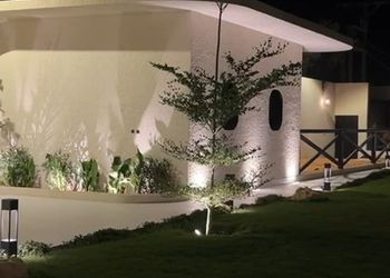 استراحة بجلسة خارجية ومسبح