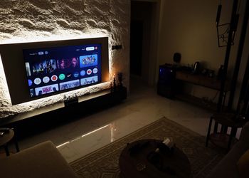 شقة بصالة انيقة ودخول ذاتي