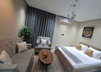استديو قريب من البحر