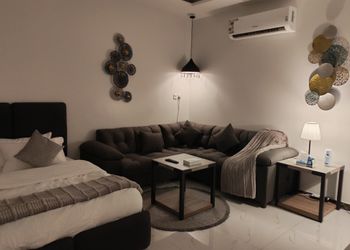 استديو بسرير ماستر