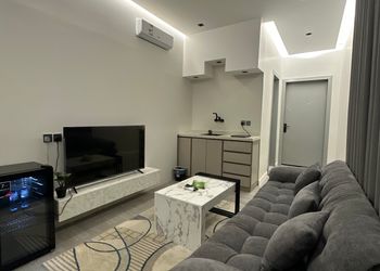 شقة بسرير ماستر 