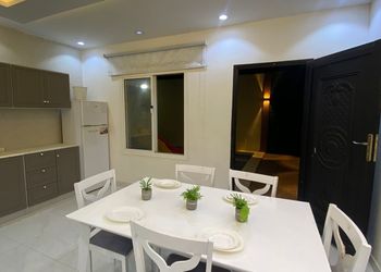 شاليه بمسطح اخضر