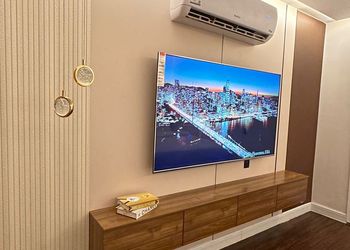 استديو بسرير ماستر 