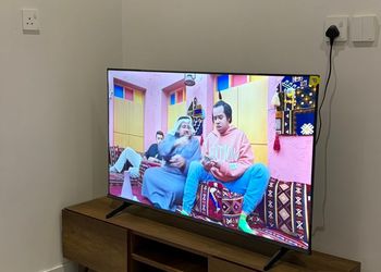 استديو بسرير ماستر وجلسة جانبية