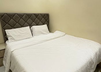 استديو بسرير ماستر وأثاث مريح