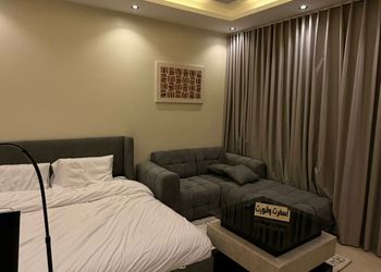 استديو بسرير ماستر