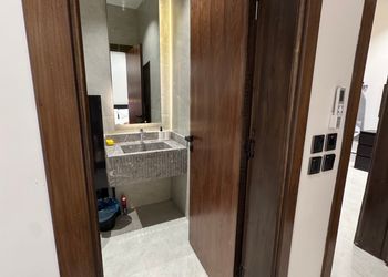 استديو مميز بأثاث مريح