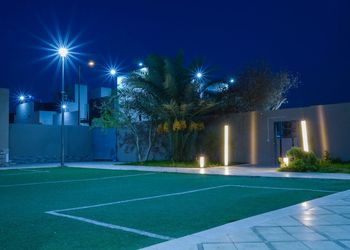 استراحة بمجلس انيق ومسبح خارجي 