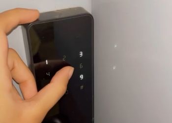 شقة بغرفتين نوم وصالة 