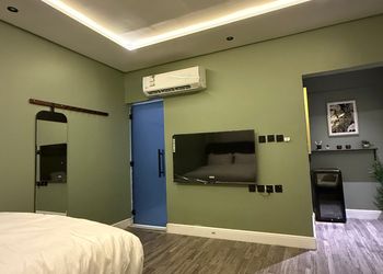 استديو بسرير ماستر ودخول ذاتي