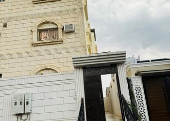 شقة بغرفة معيشة وغرفة نوم 