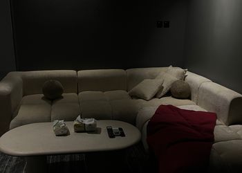 استديو بسرير ماستر وجلسة 