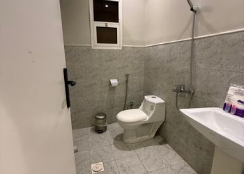 استديو بسرير ماستر ودخول ذاتي