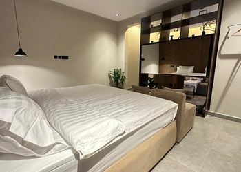 استديو بسرير ماستر ودخول ذاتي