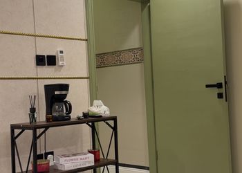 استديو هادئ بسرير ماستر
