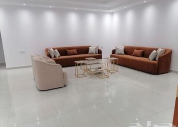 شقة بغرفة جلوس وغرفتين نوم 