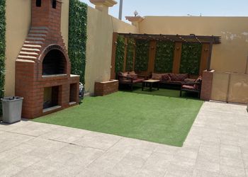 شاليه بمسبح خارجي وجلسة خارجية