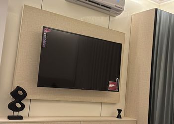 استديو بسرير ماستر وجلسة جانبية