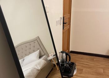 استديو هادئ بدخول ذاتي 