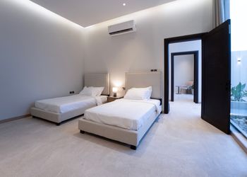 شاليه بغرفتين نوم و صاله انيقة