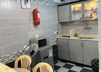شاليه بجلسة خارجية وألعاب أطفال 