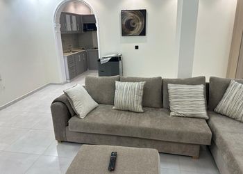 استديو هادئ بسرير ماستر 