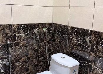 شقة بغرفة معيشة وغرفتين نوم 
