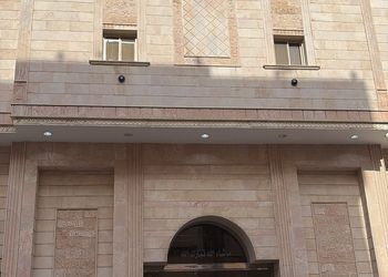 استديو هادئ بسرير ماستر 