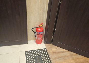 استديو بتصميم هادئ ودخول ذاتي
