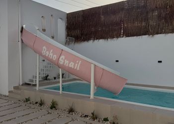 شالية بزحليقة مائية للكبار