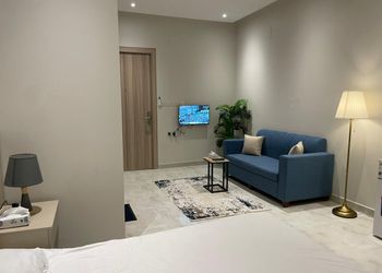 استديو بسرير ماستر ودخول ذاتي