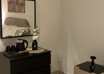 استديو بدخول ذاتي وسرير مريح