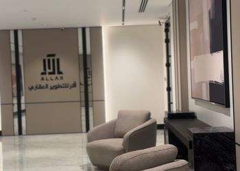 شقة بغرفتين نوم وصالة