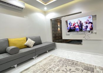 شاليه بصالة و مسبح